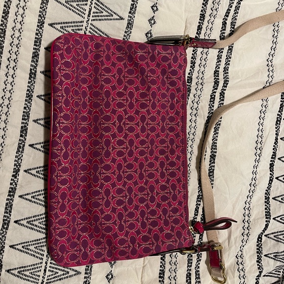 Coach Crossbody - Picture 2 of 4